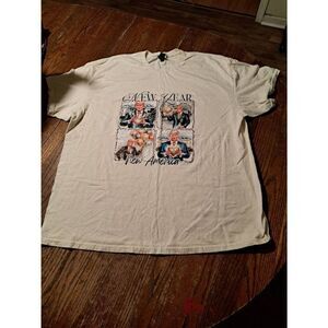 Gildan Unisex 2XL Cream Short Sleeve Crew Neck T-Shirt President Trump New Year